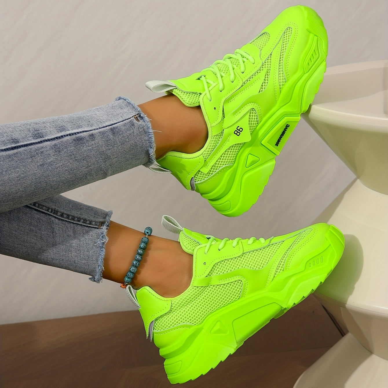 Women's Solid Color Mesh Sneakers, Lace Up Breathable Platform Sporty Trainers, Versatile Low-top Casual Shoes in holiday