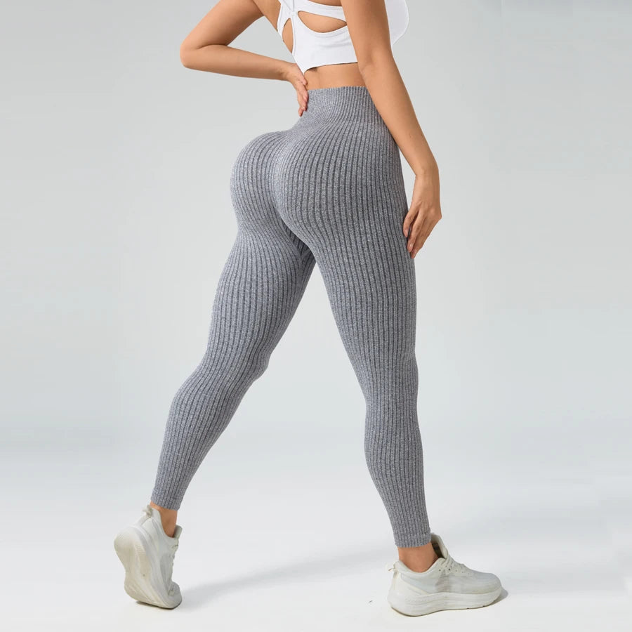 CoreSculpt Seamless Leggings – Tummy Control Fit  Smooth support. Sculpted curves. Performance ready.