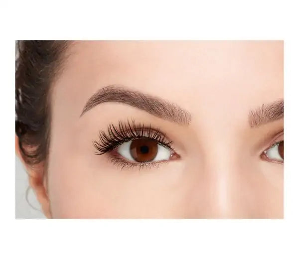 Luxuriously Lightweight Eyelashes