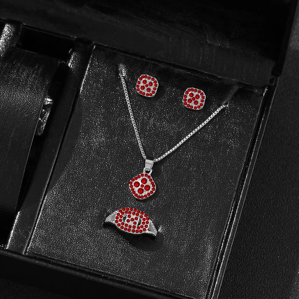 Cube Luxe Set – Elegant 3-Piece Jewelry Collection  Modern shine. Perfect match. Gift-ready elegance.