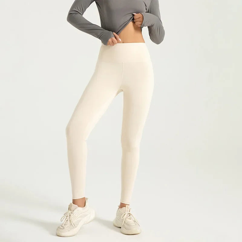 SculptFlex Seamless Leggings – High-Waist Booty Lift Fit (S–3XL)  Sculpt your curves. Move freely. Fit for every body.