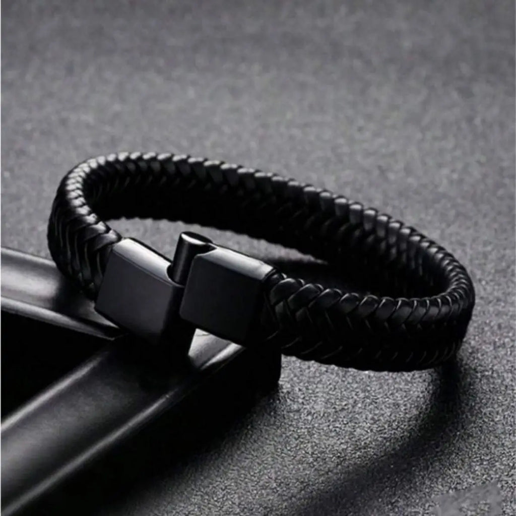 Retro Men's Leather Open Bangle, Simple Multi-Size Woven Leather Hand Rope, Outdoor Sports Gift