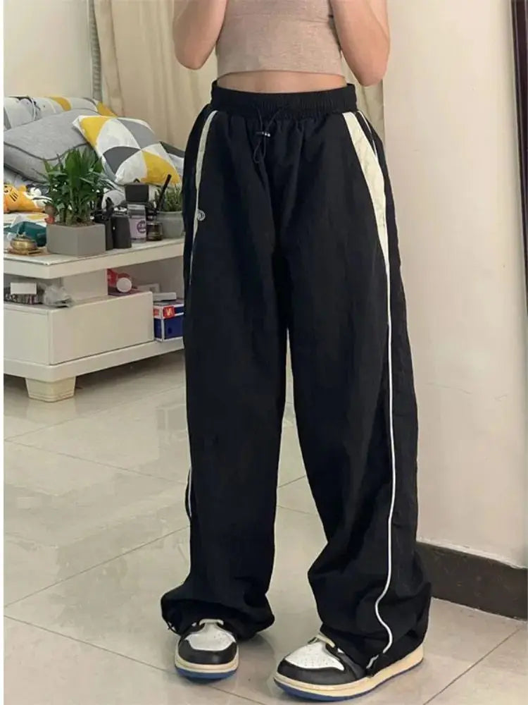 Retro Wash Wide Leg Pants – Y2K Distressed Denim Style  Vintage edge. Relaxed fit. Street-ready confidence.