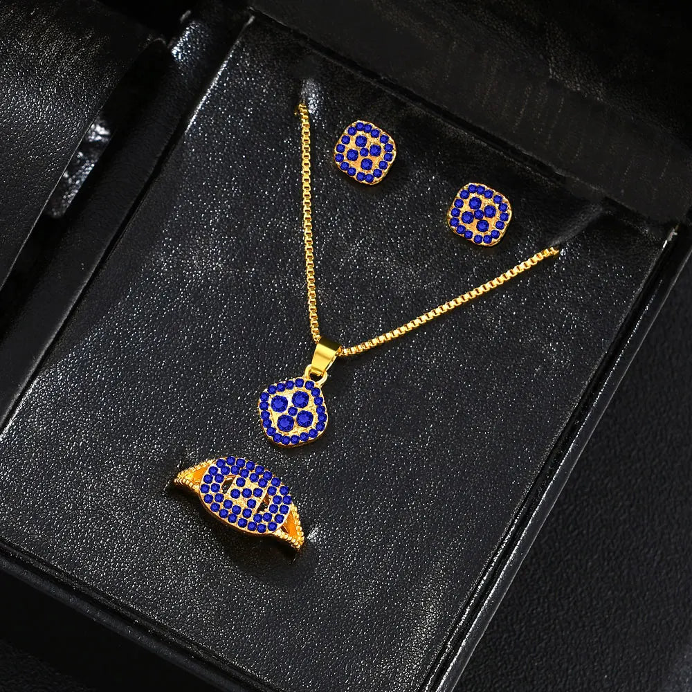 Cube Luxe Set – Elegant 3-Piece Jewelry Collection  Modern shine. Perfect match. Gift-ready elegance.