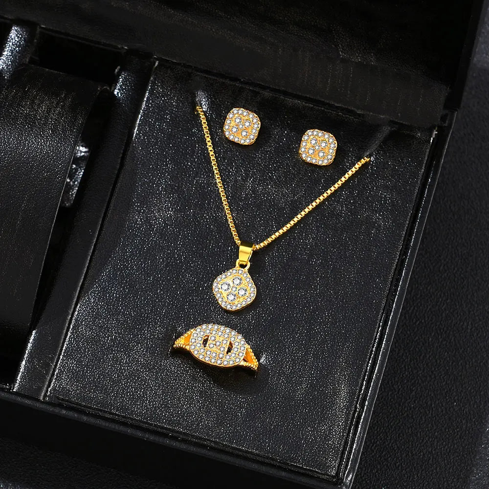Cube Luxe Set – Elegant 3-Piece Jewelry Collection  Modern shine. Perfect match. Gift-ready elegance.