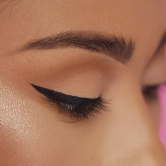 Black Liquid Liner