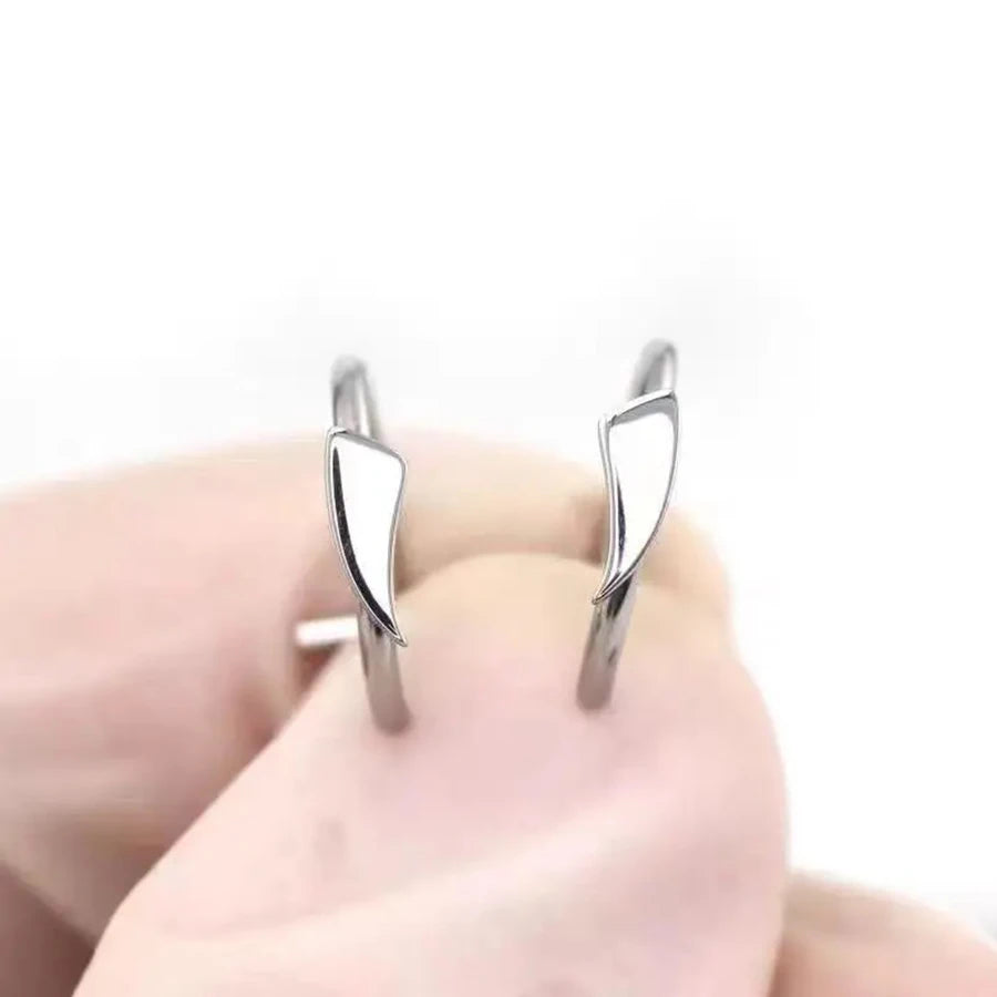 Edge Wrap Clip Rings – 2PCS No-Piercing Set  No piercing. Bold attitude. Instant edge.