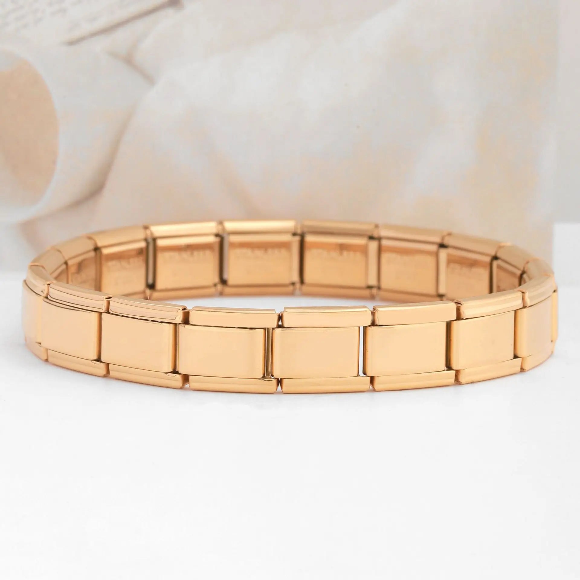 Modu Square Bracelet – Italian Steel Link Band  Sharp design. Strong build. Street-ready style.