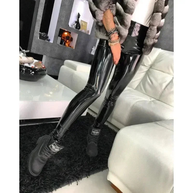 NoirSculpt PU Leggings – High-Waist Leather Look  Glossy finish. Sculpted curves. Bold confidence.