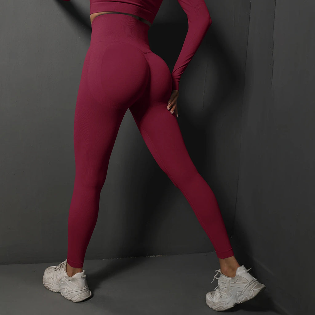 SculptFlex Seamless Leggings – High-Waist Booty Lift Fit  Sculpt your curves. Train with confidence. Perform in style.