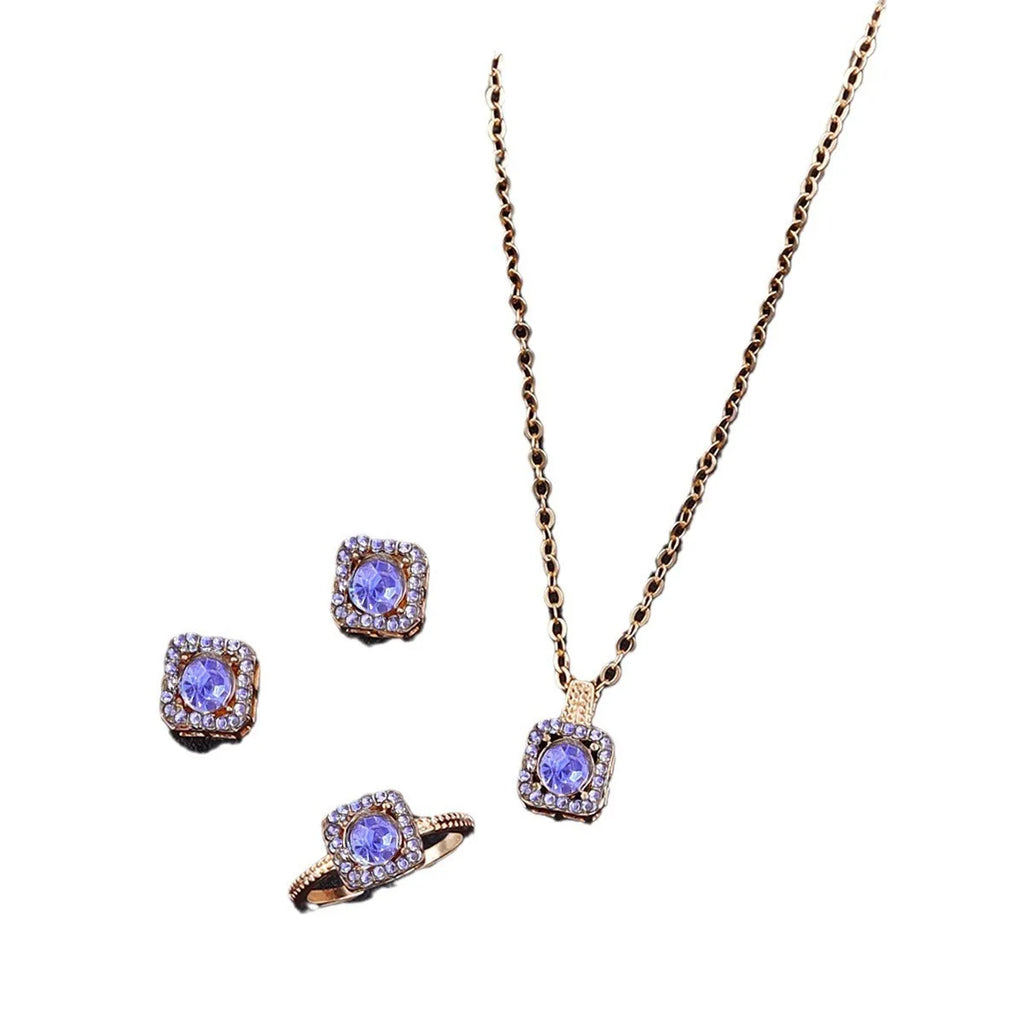 Cube Luxe Set – Elegant 3-Piece Jewelry Collection  Modern shine. Perfect match. Gift-ready elegance.